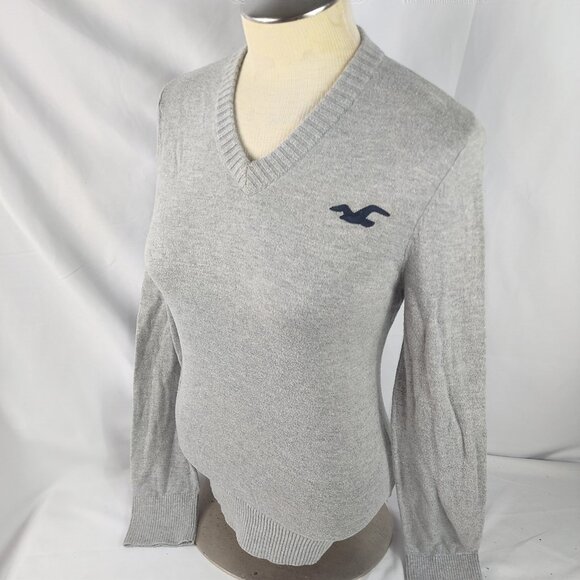 Hollister Womens Gray Pullover Sweater Long Sleeve V-Neck Size Small - Picture 2 of 5